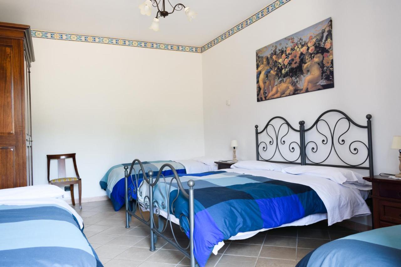 アジェーロラ Agriturismo Sentiero Dei Saporiゲストハウス エクステリア 写真